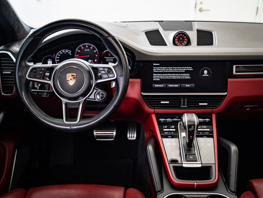 2022 Porsche Cayenne GTS photo 6