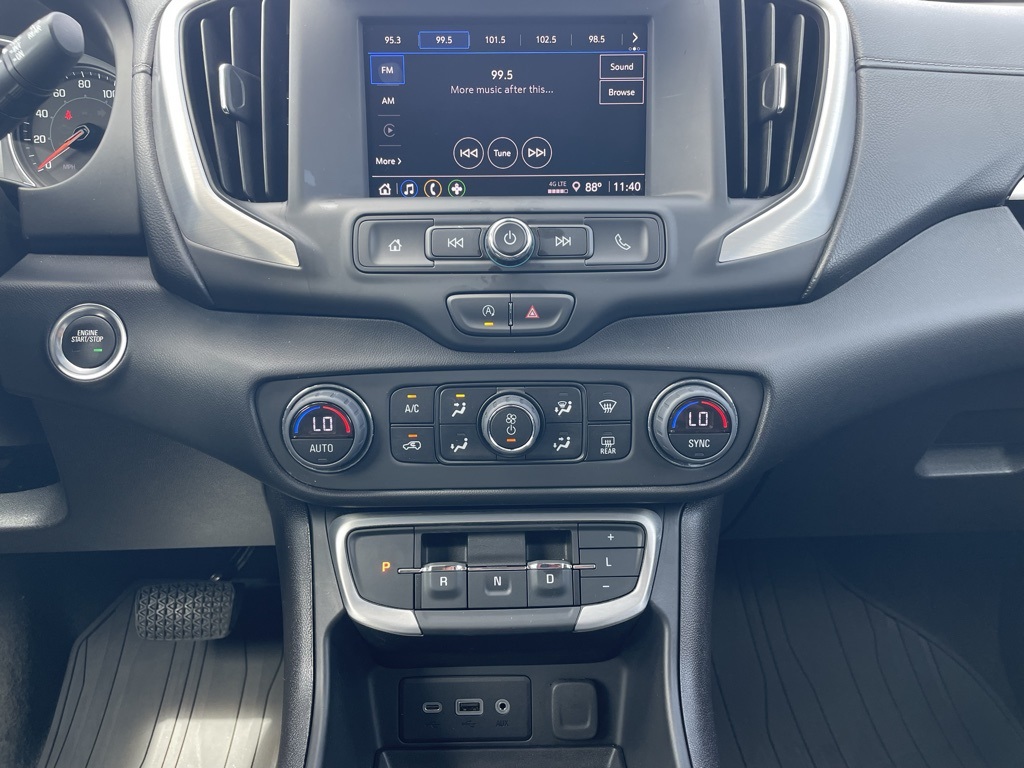 2024 Gmc Terrain SLE photo 13