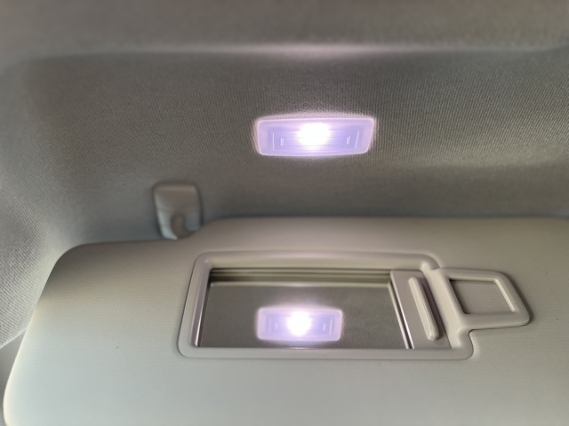 2022 Volkswagen Tiguan S photo 40