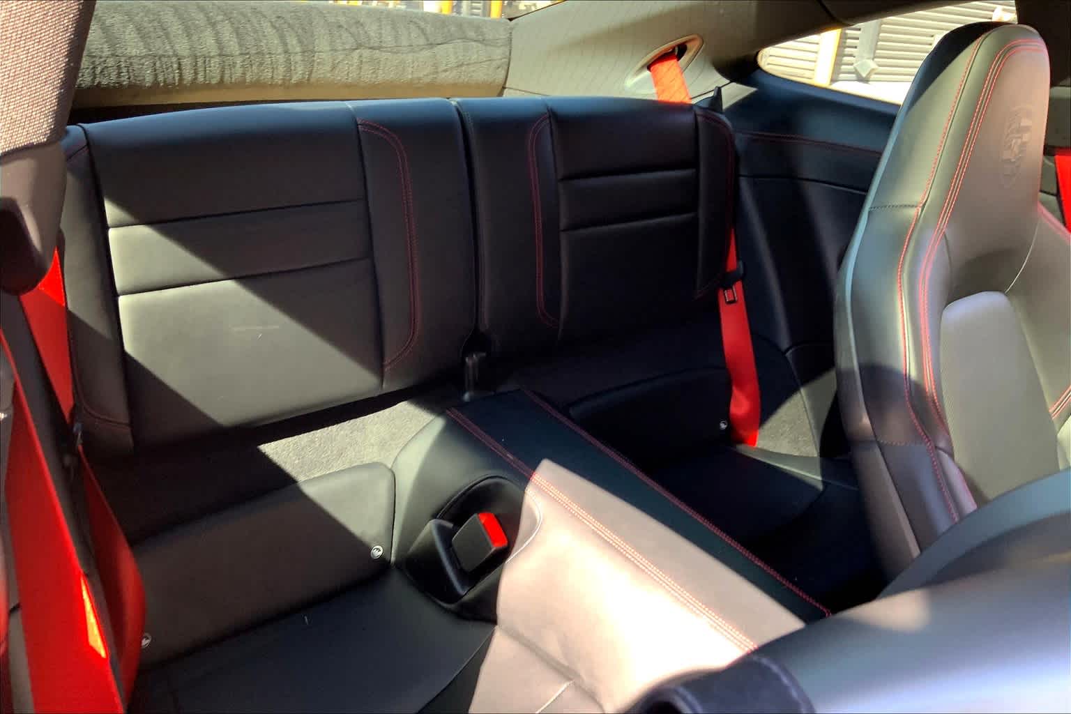 2021 Porsche 911 4 photo 19