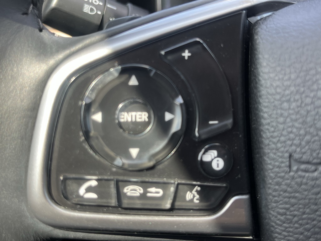 2022 Honda CR-V Hybrid Touring photo 9