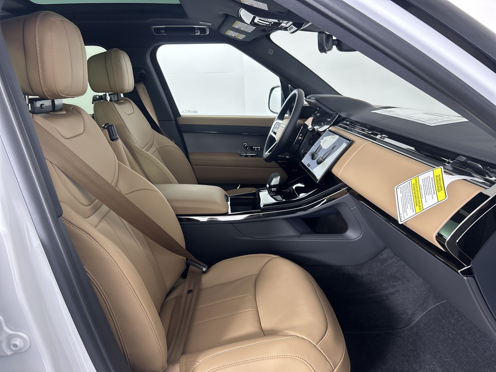 2025 Land Rover Range Rover Sport SE photo 30