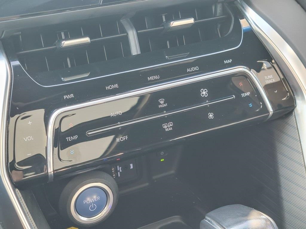 2021 Toyota Venza Limited photo 15
