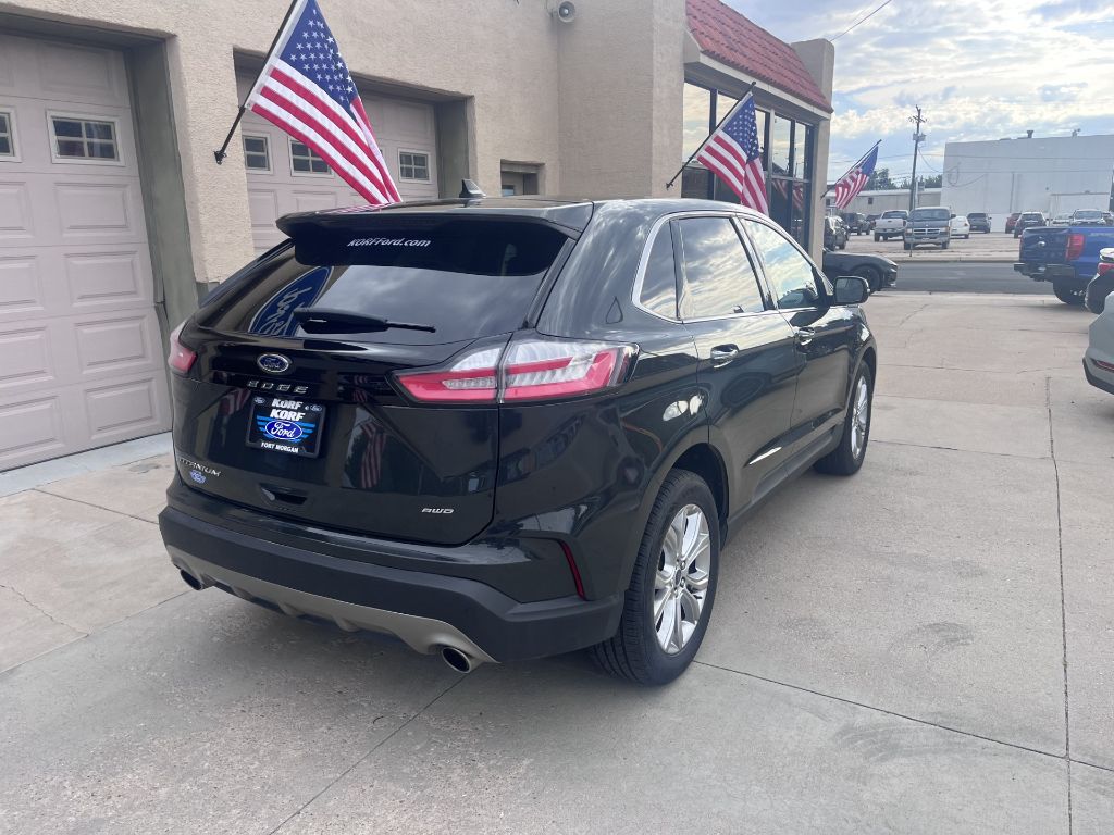 2024 Ford Edge Titanium photo 6
