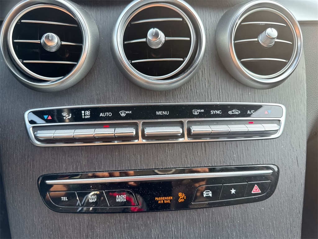 2020 Mercedes Benz GLC 300 4MATIC photo 18
