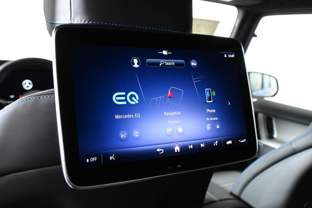 2025 Mercedes Benz G photo 32