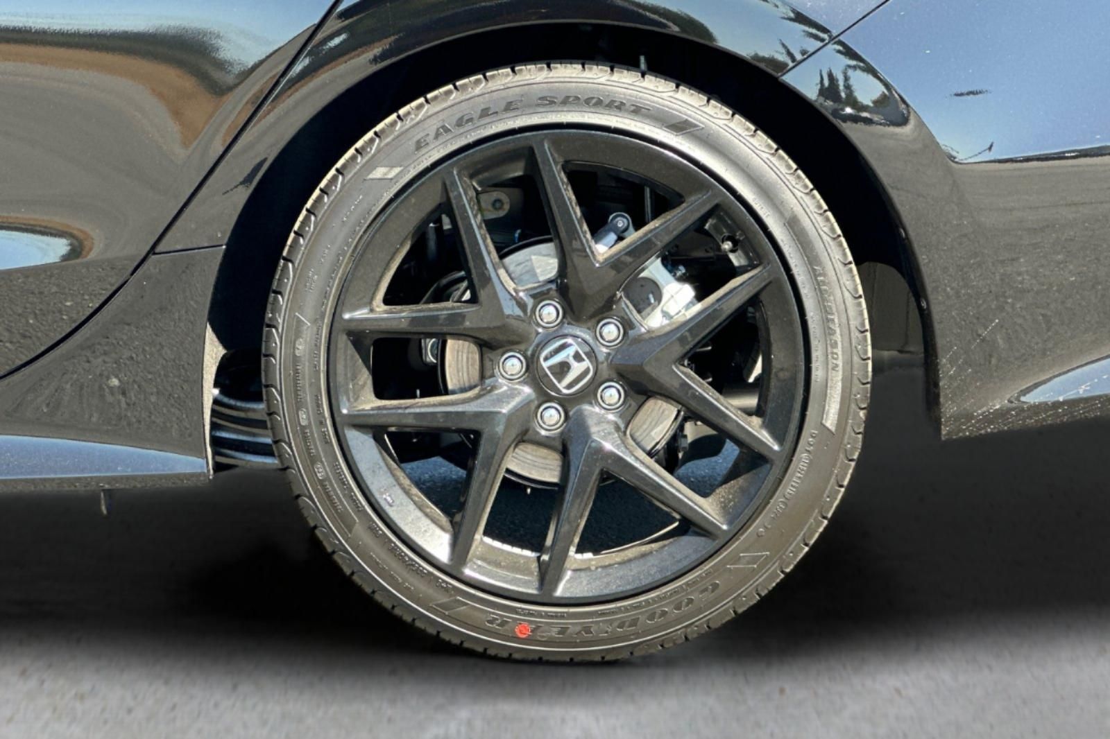 2025 Honda Civic Sport photo 29