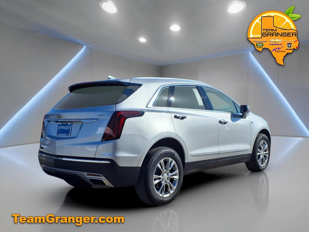 2020 Cadillac XT5 Premium Luxury photo 2
