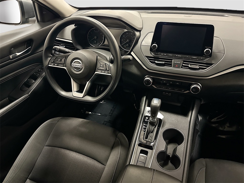 2020 Nissan Altima 2.5 S photo 7