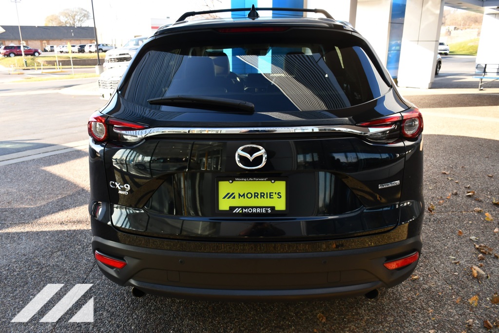 2022 Mazda CX-9 Touring photo 4
