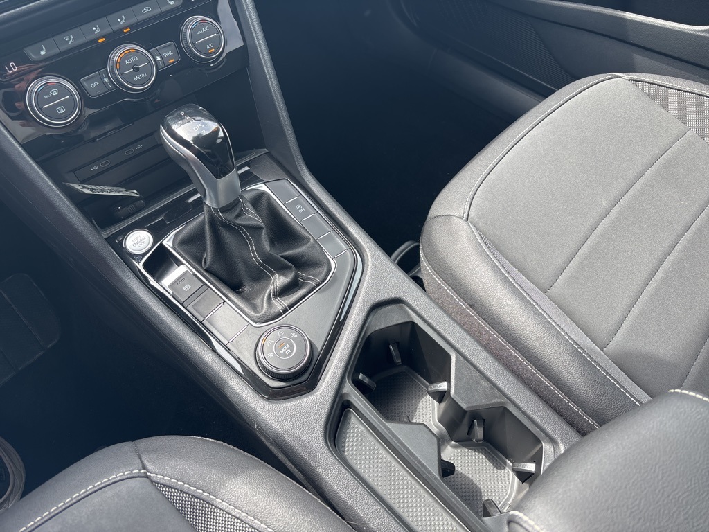 2024 Volkswagen Taos SE photo 12