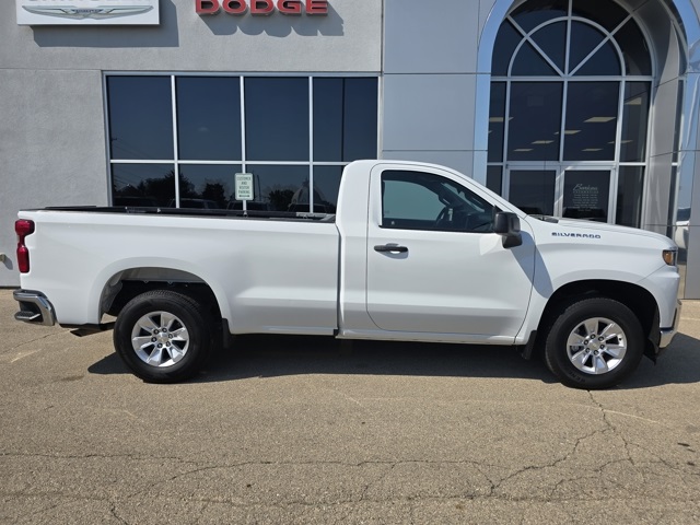 2022 Chevrolet Silverado 1500 Work Truck photo 2