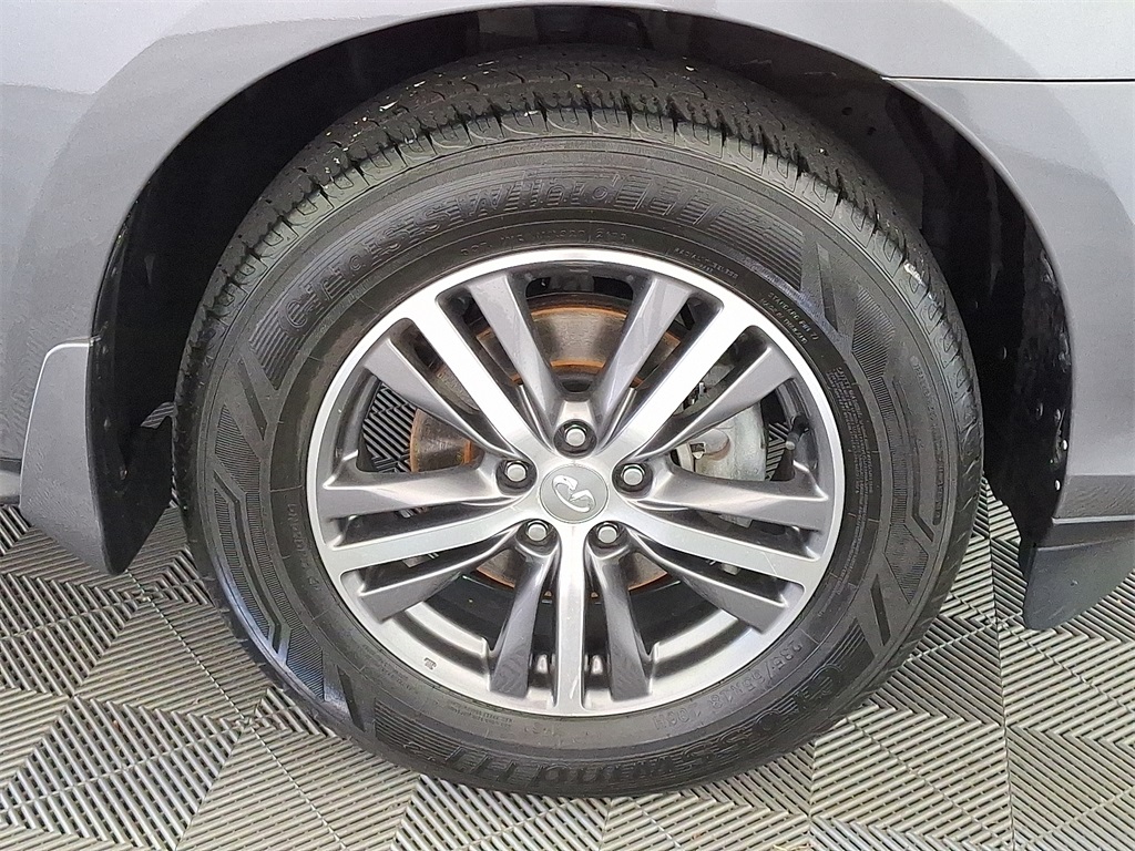 2020 Infiniti QX60 Luxe photo 8