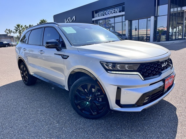 2022 Kia Sorento SX's photo