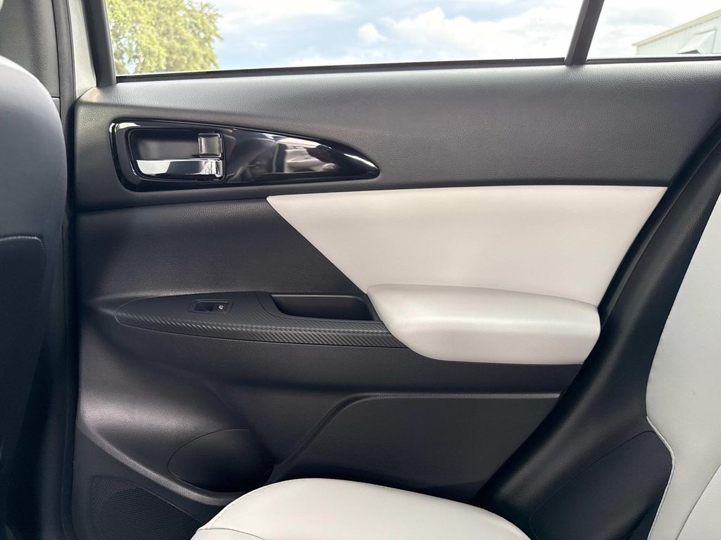 2025 Mitsubishi Eclipse Cross SEL photo 16