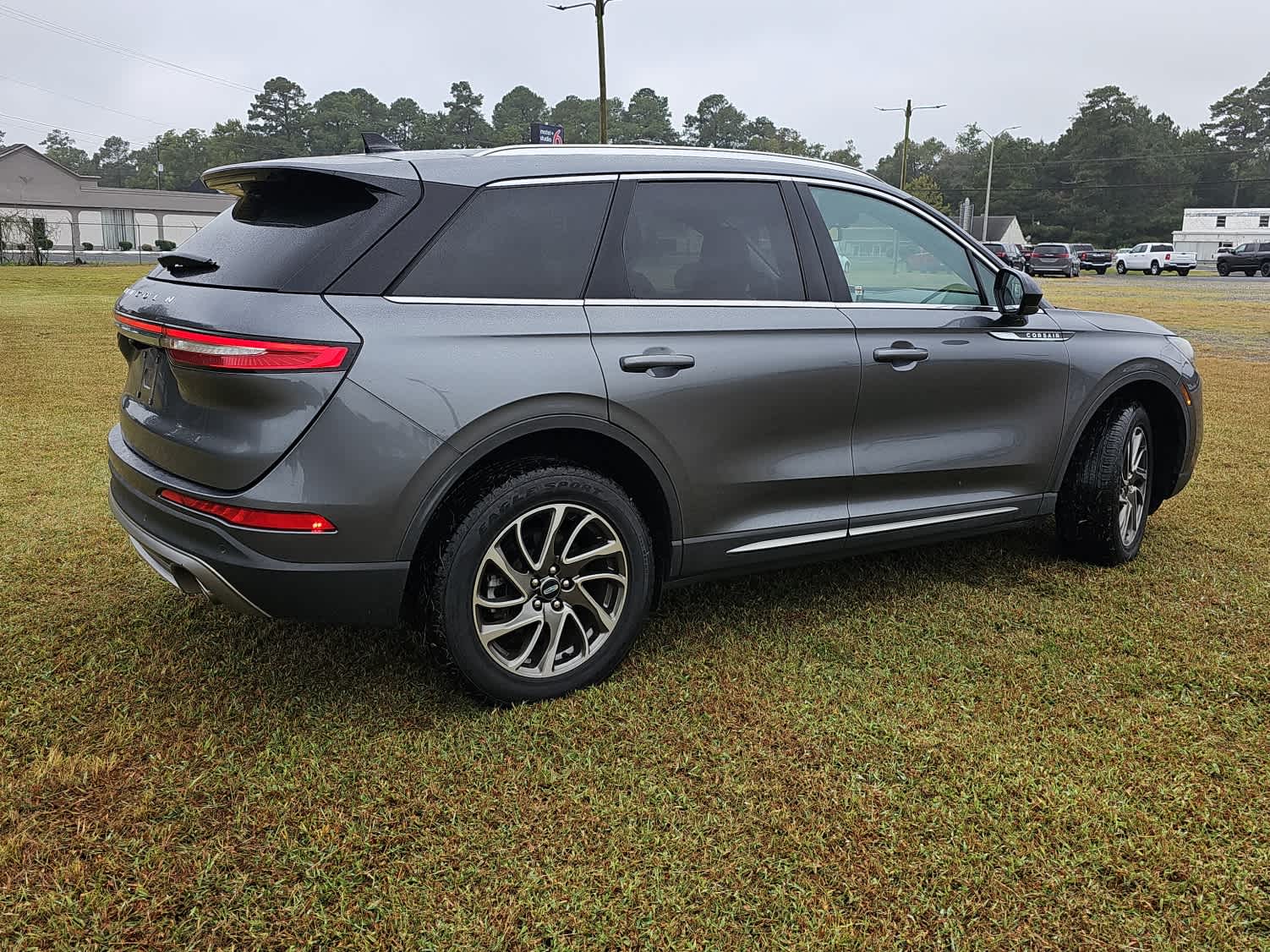 2021 Lincoln Corsair Standard photo 6