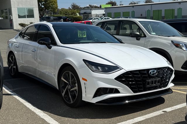 2023 Hyundai Sonata SEL Plus photo 2