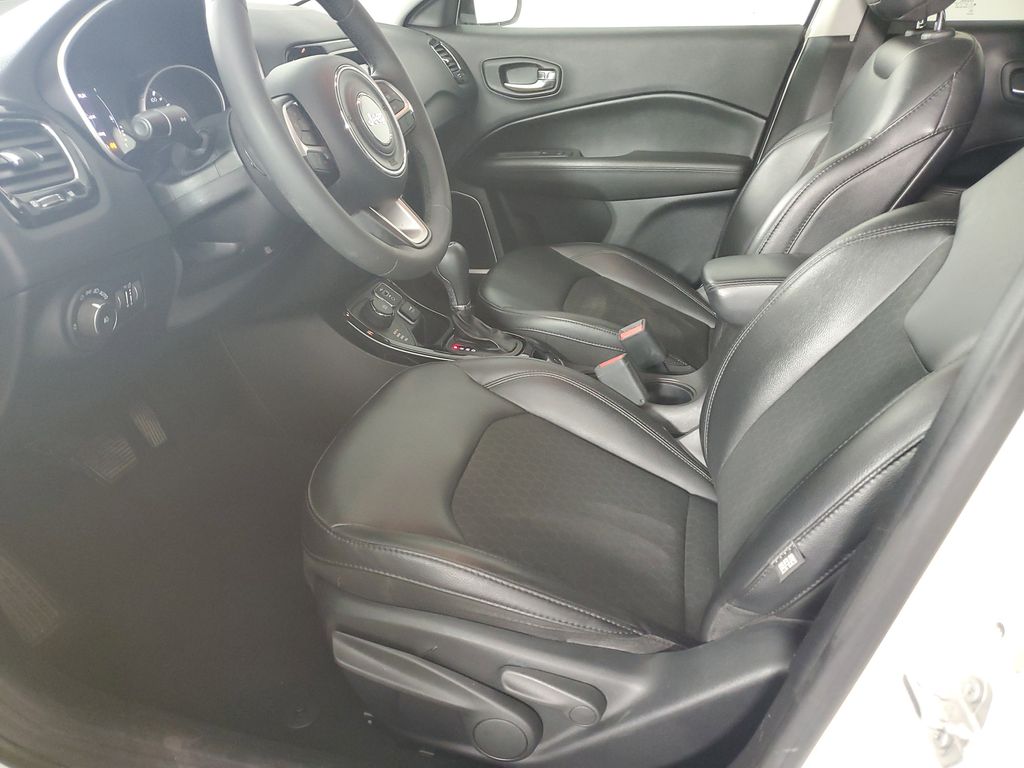 2021 Jeep Compass Altitude photo 11