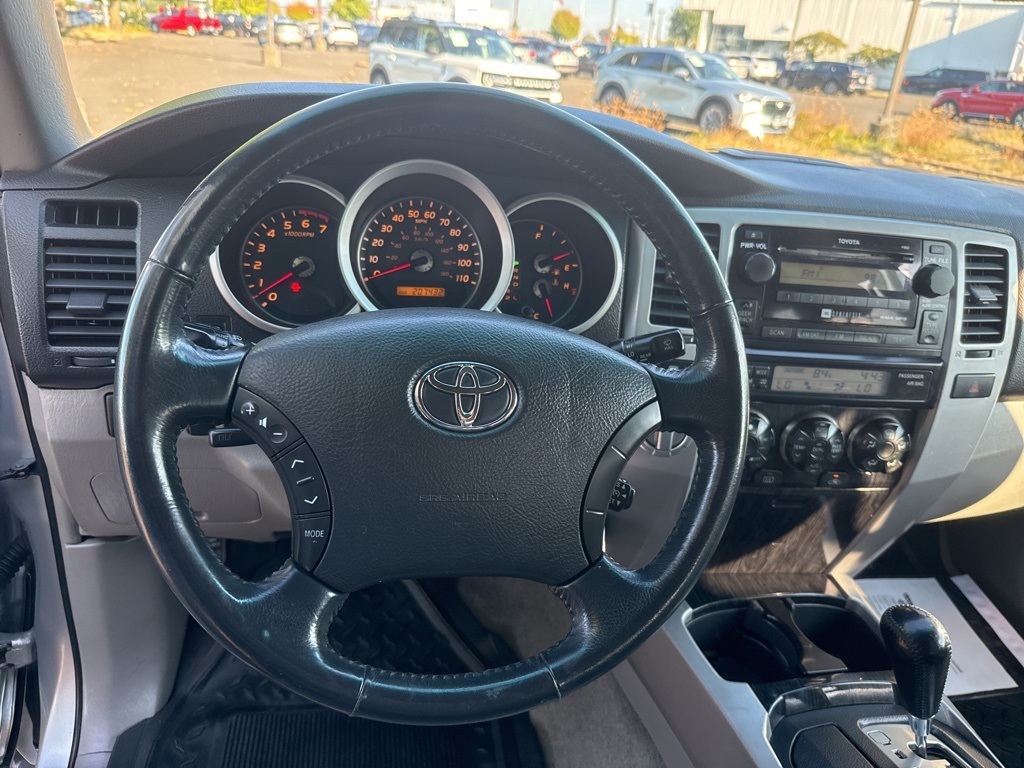 2007 Toyota 4Runner Limited V8 photo 34