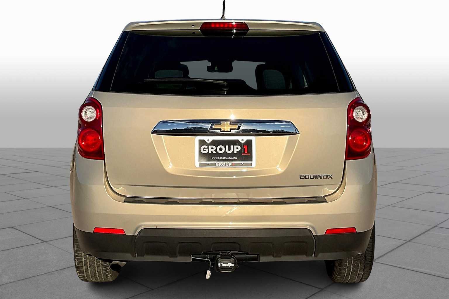 2012 Chevrolet Equinox LS photo 3