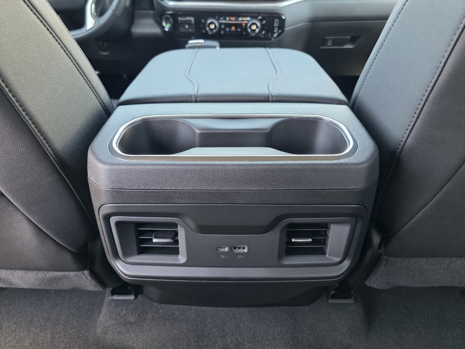 2025 Chevrolet Silverado 1500 RST photo 14