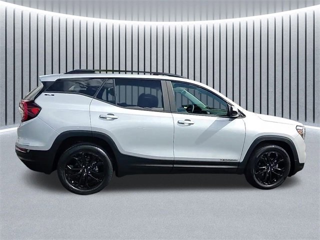 2022 Gmc Terrain SLE photo 2