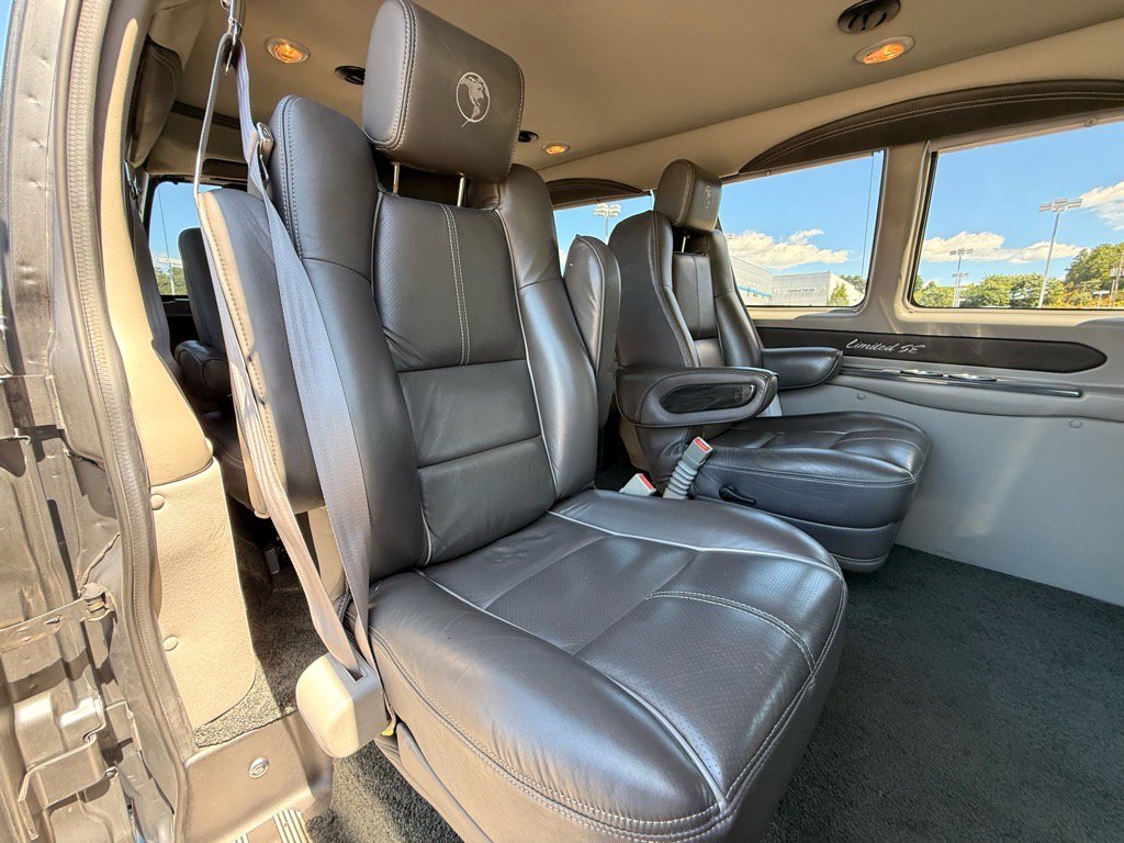 2016 Chevrolet Express 2500 Work Van Cargo photo 25