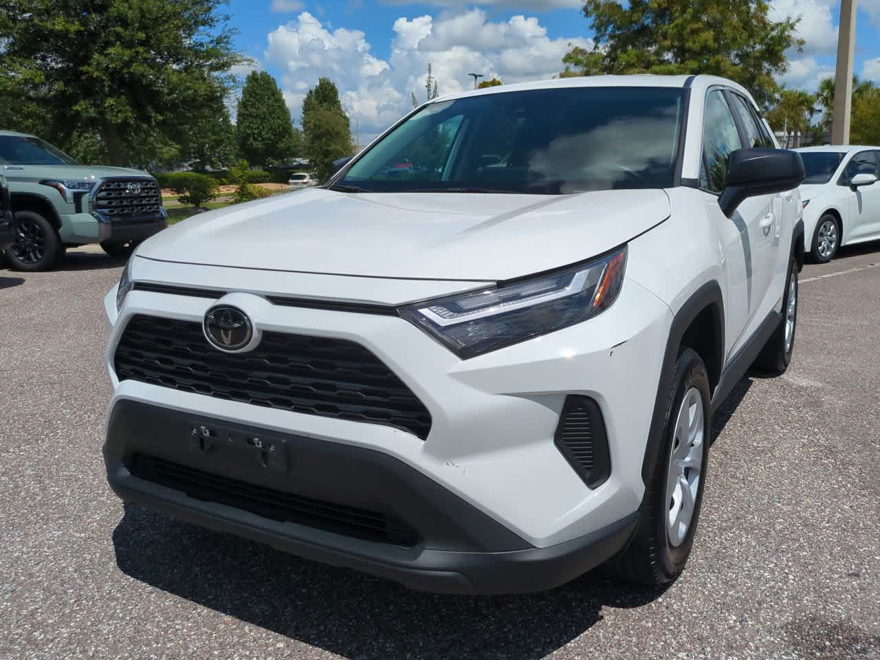 Used 2024 Toyota RAV4 LE with VIN 2T3F1RFV4RW442075 for sale in Kansas City