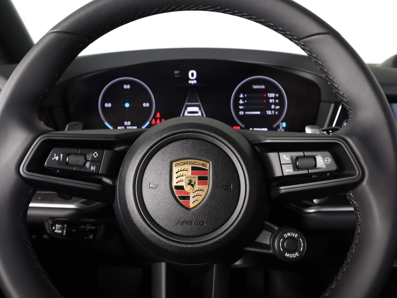 2025 Porsche Cayenne E-Hybrid photo 17