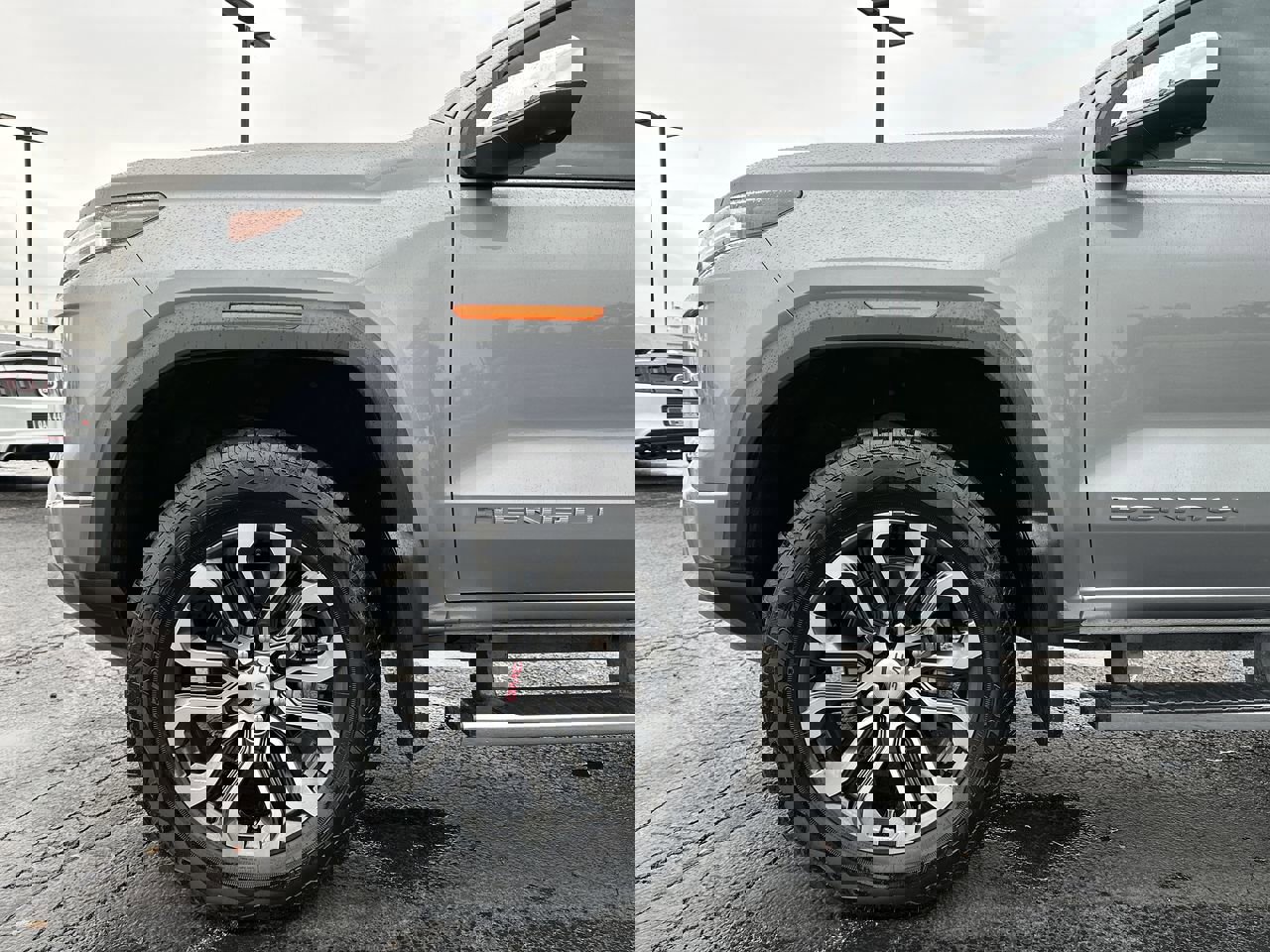 2024 Gmc Canyon Denali photo 33