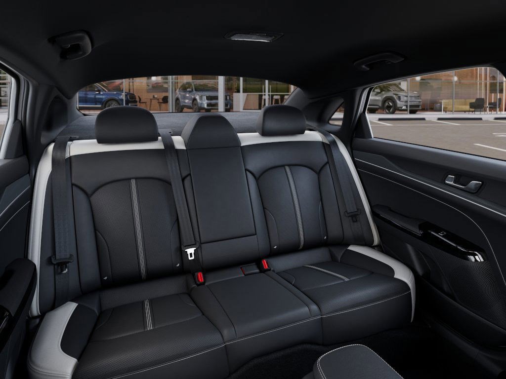 2025 Kia K5 GT-Line photo 15