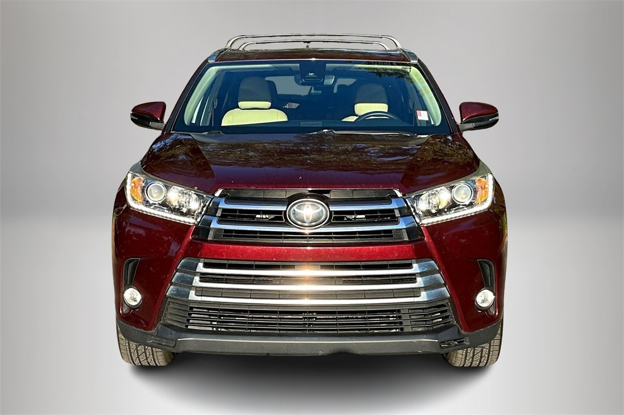 2017 Toyota Highlander Limited photo 2