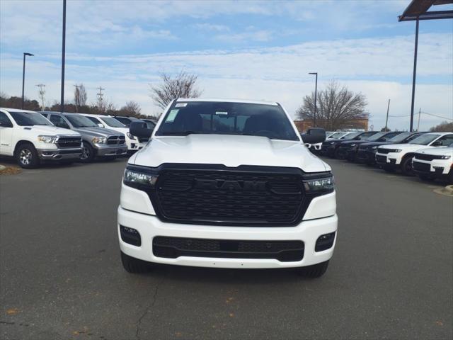 2025 Ram 1500 Tradesman photo 2