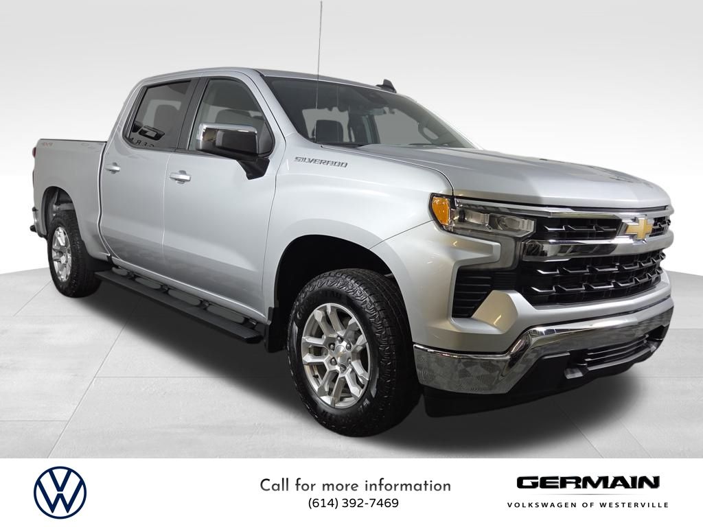 2022 Chevrolet Silverado 1500 LT photo 3