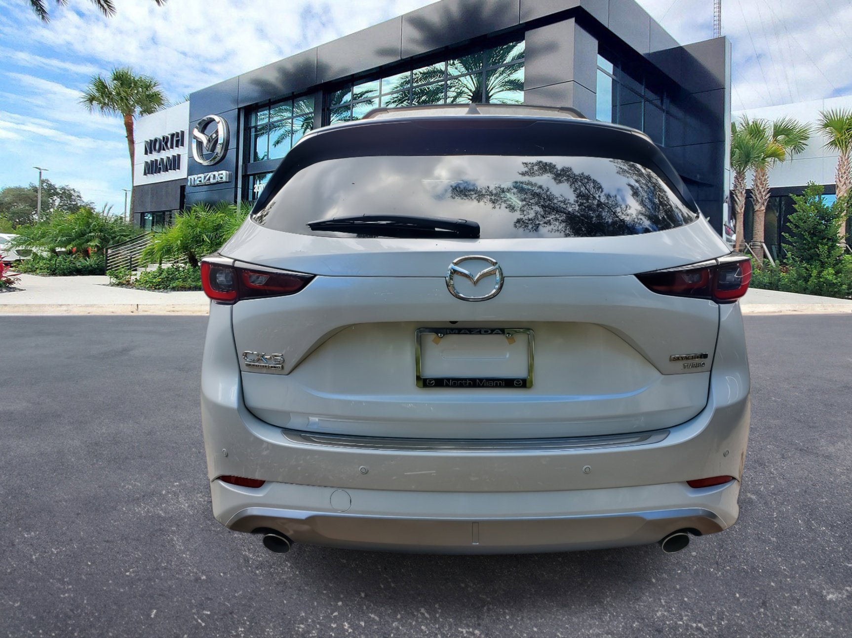 2025 Mazda CX-5 2.5 Turbo Signature photo 4