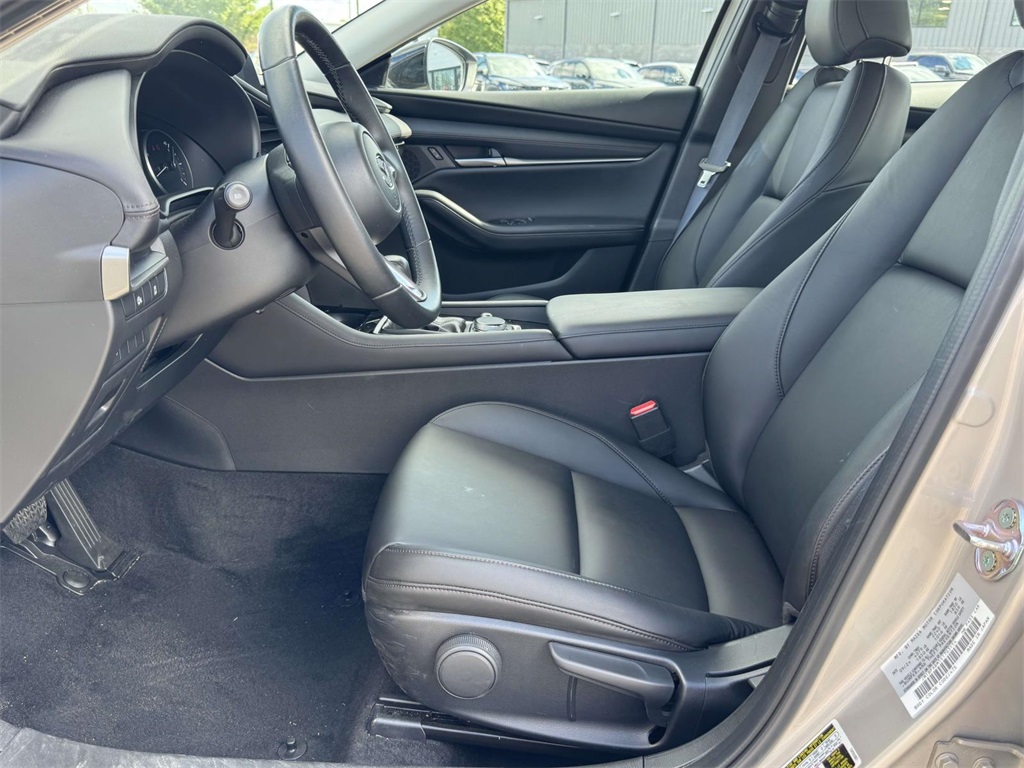 2025 Mazda Mazda3 2.5 Select Sport photo 14