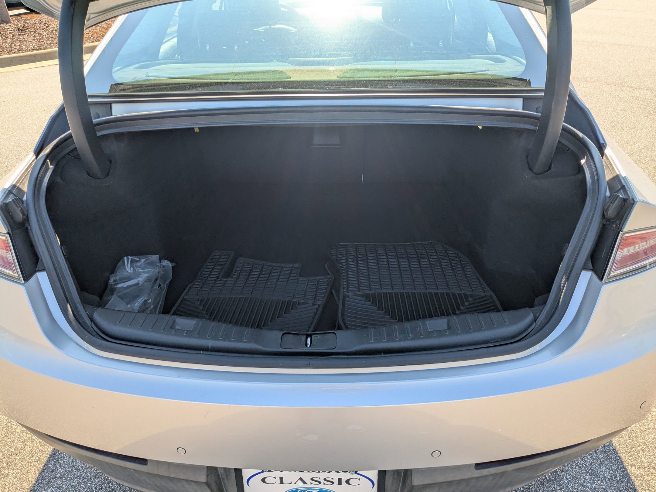 2016 Lincoln MKZ Base photo 32