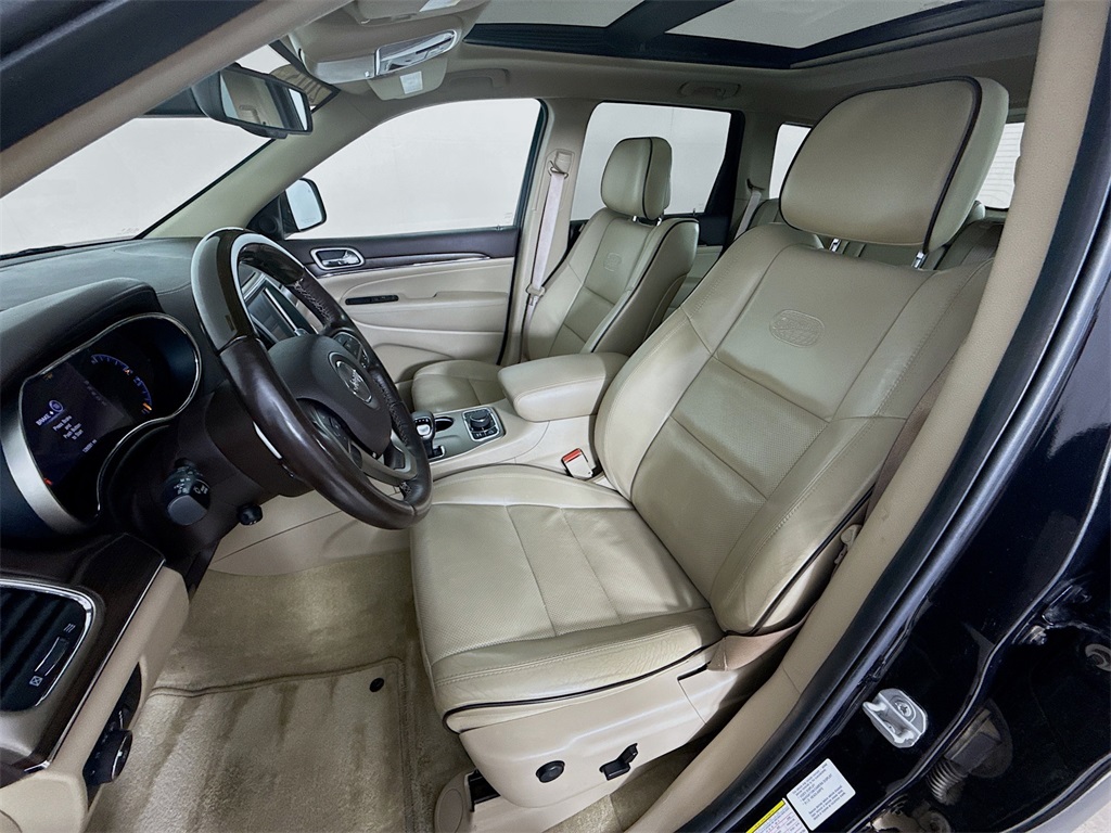 2015 Jeep Grand Cherokee Overland photo 11