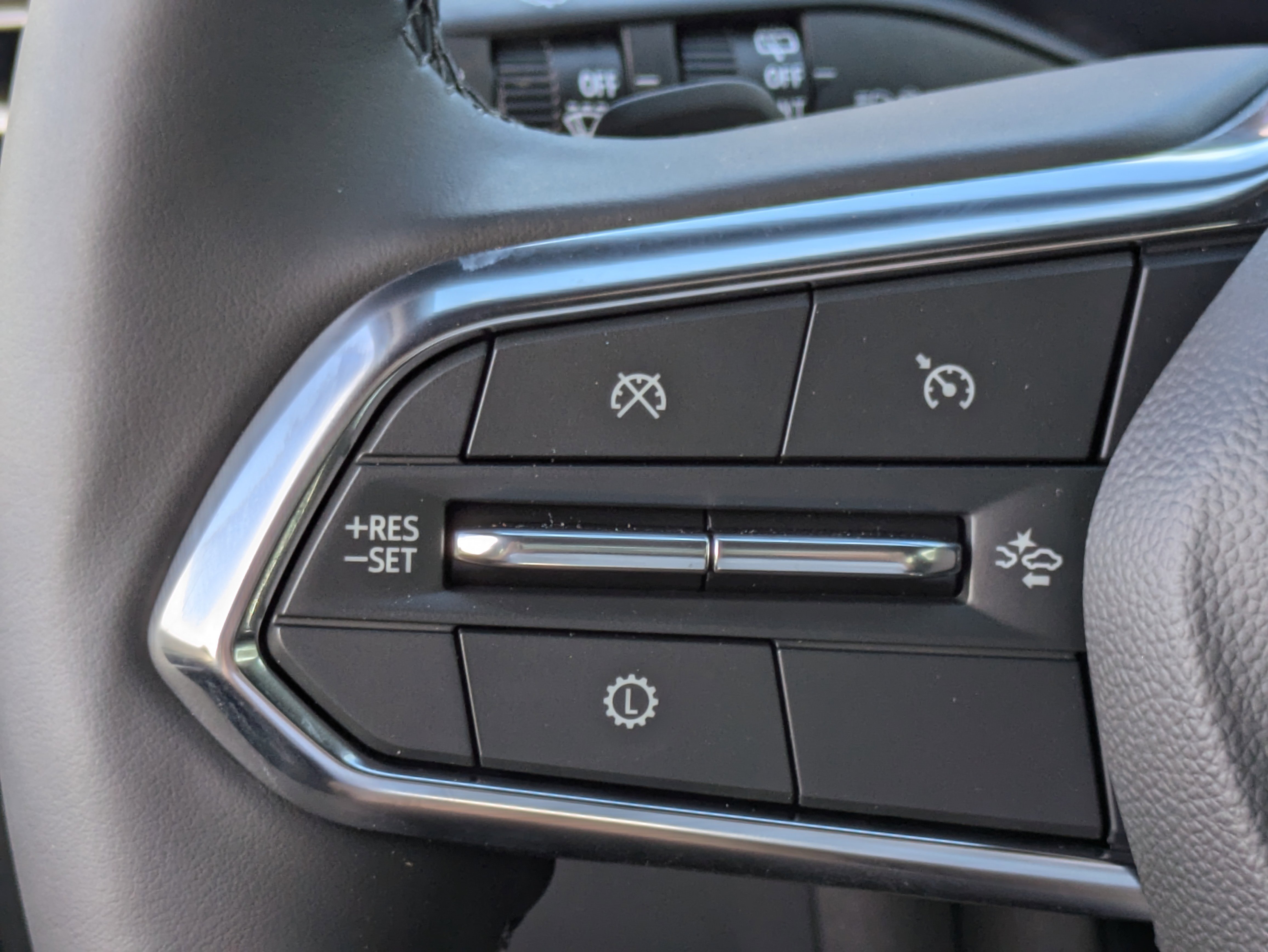 2026 Chevrolet Tahoe LT photo 4
