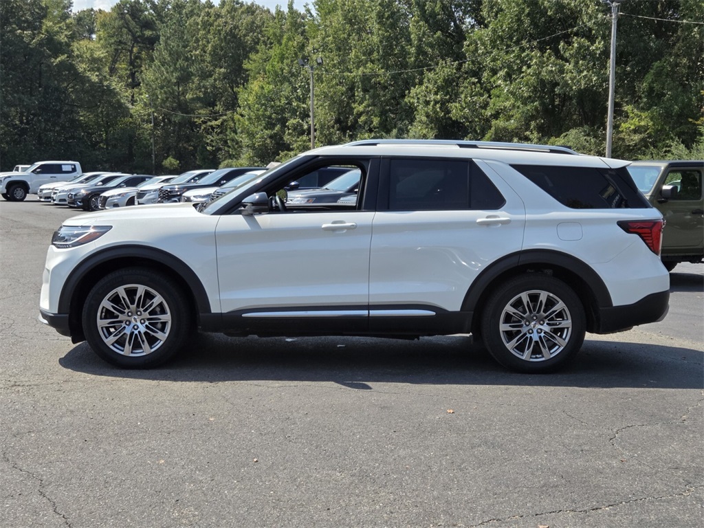 2025 Ford Explorer Platinum photo 4