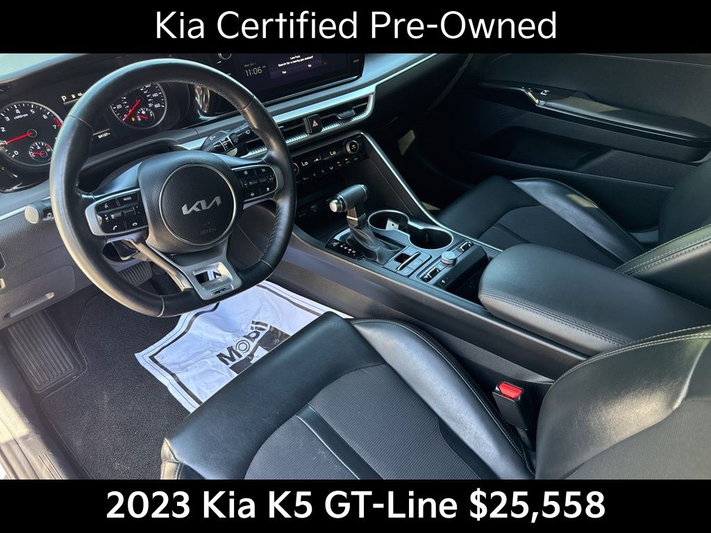 2023 Kia K5 GT-Line photo 10