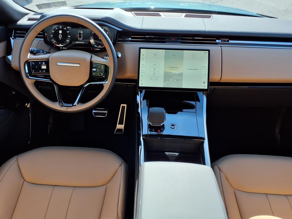 2025 Land Rover Range Rover Sport SE photo 4
