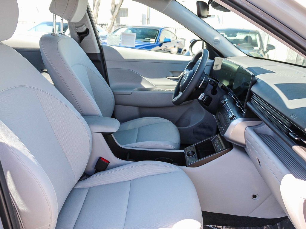 2024 Hyundai Kona Electric SE photo 17