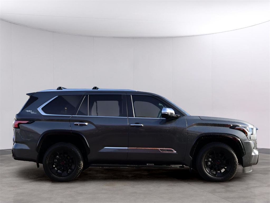 2025 Toyota Sequoia photo 4