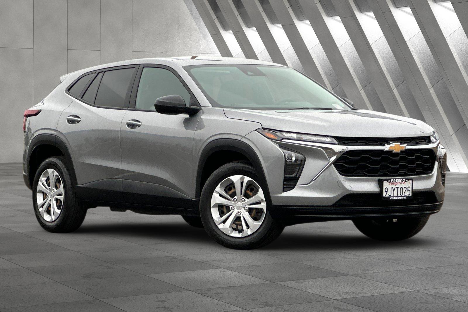 2024 Chevrolet Trax LS's photo