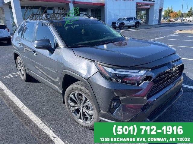 2025 Toyota RAV4 XLE Premium's photo