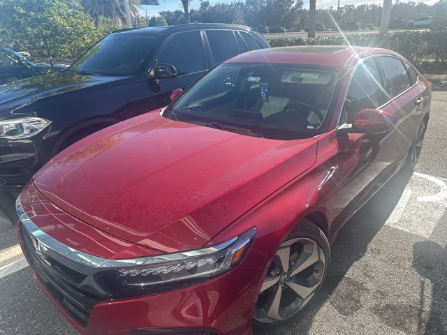 2019 Honda Accord Touring's photo