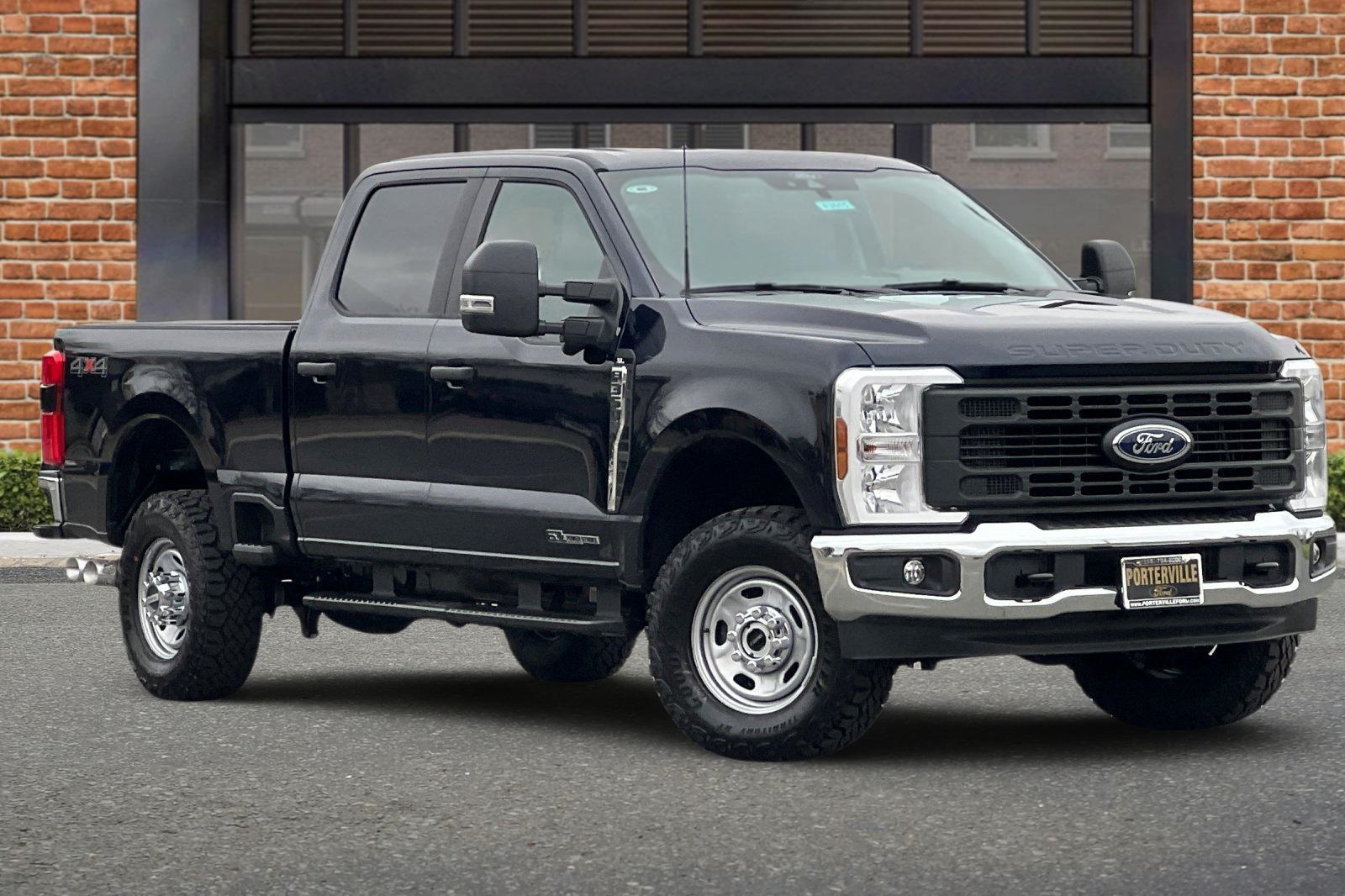 2025 Ford F-350 XL photo 2