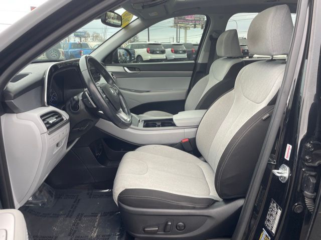2020 Hyundai Palisade SEL photo 2