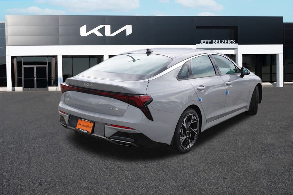 2025 Kia K5 GT-Line photo 3
